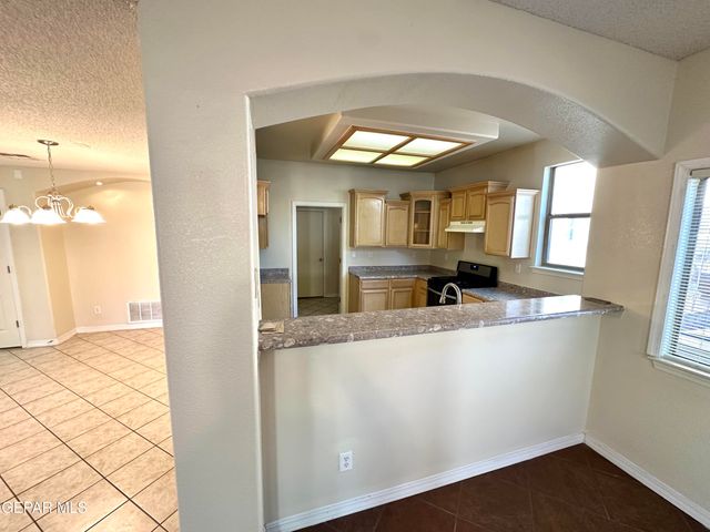 3100 TIERRA NORA Drive, El Paso, TX 79938