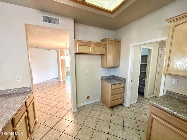 3100 TIERRA NORA Drive, El Paso, TX 79938