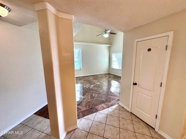 3100 TIERRA NORA Drive, El Paso, TX 79938