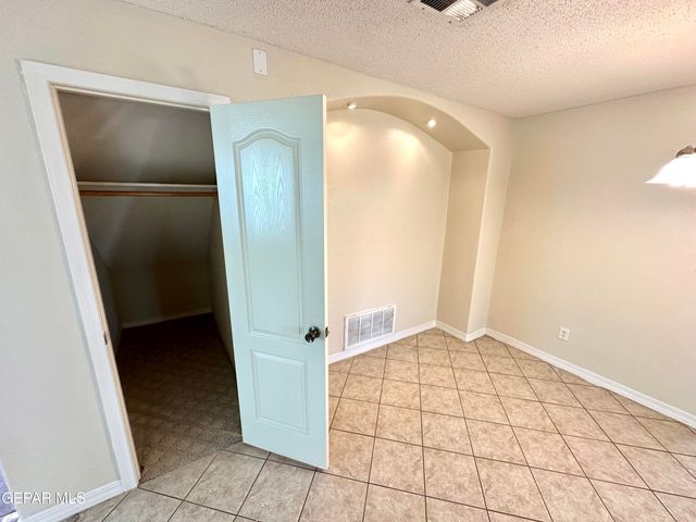 3100 TIERRA NORA Drive, El Paso, TX 79938