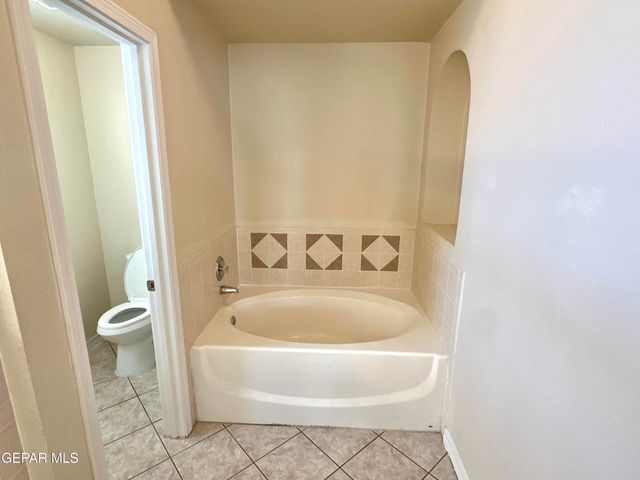 3100 TIERRA NORA Drive, El Paso, TX 79938