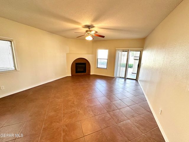 3100 TIERRA NORA Drive, El Paso, TX 79938