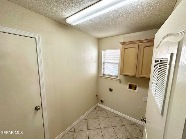 3100 TIERRA NORA Drive, El Paso, TX 79938