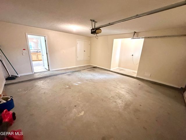 3100 TIERRA NORA Drive, El Paso, TX 79938