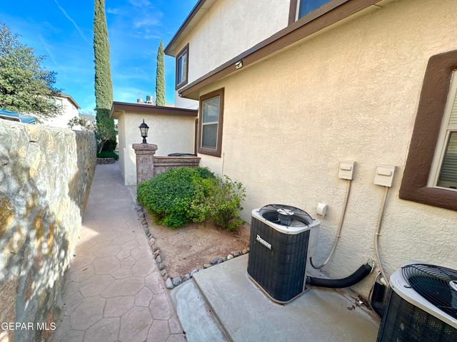 3100 TIERRA NORA Drive, El Paso, TX 79938