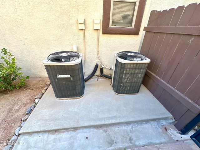 3100 TIERRA NORA Drive, El Paso, TX 79938