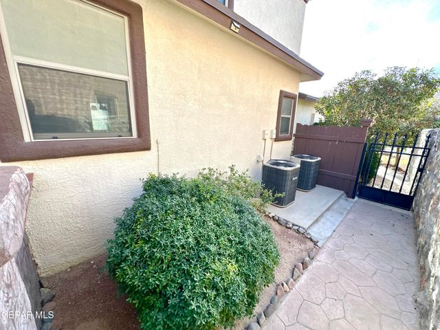 3100 TIERRA NORA Drive, El Paso, TX 79938