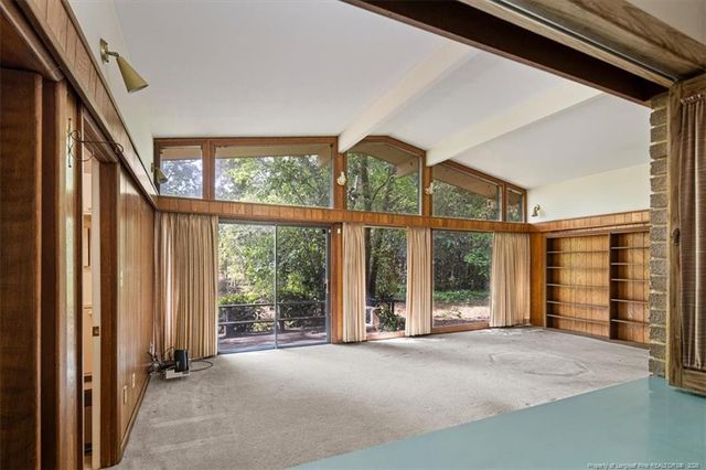 220 Vivian Drive, Fayetteville, NC 28311