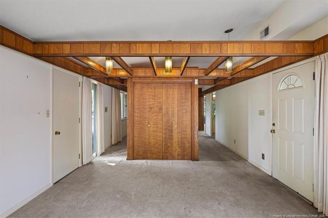 220 Vivian Drive, Fayetteville, NC 28311