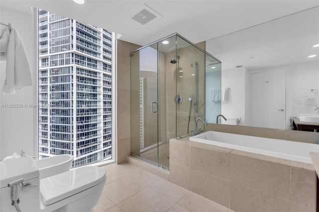495 Brickell Ave 3511, Miami, FL 33131