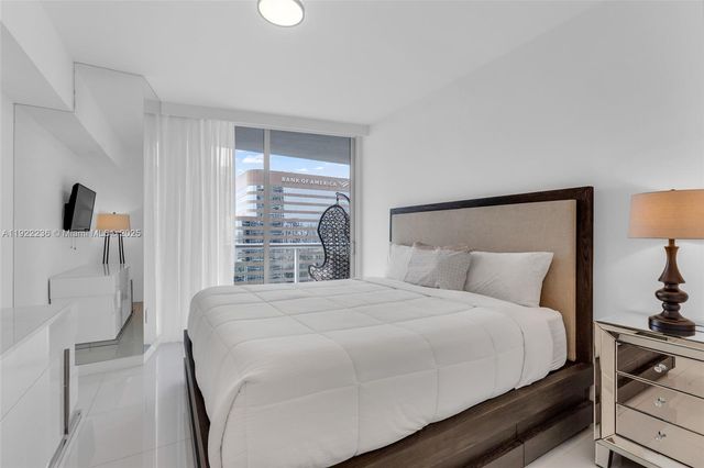 495 Brickell Ave 3511, Miami, FL 33131