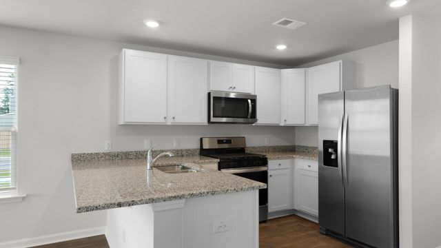 842 Long Bluff Road, Summerville, SC 29486