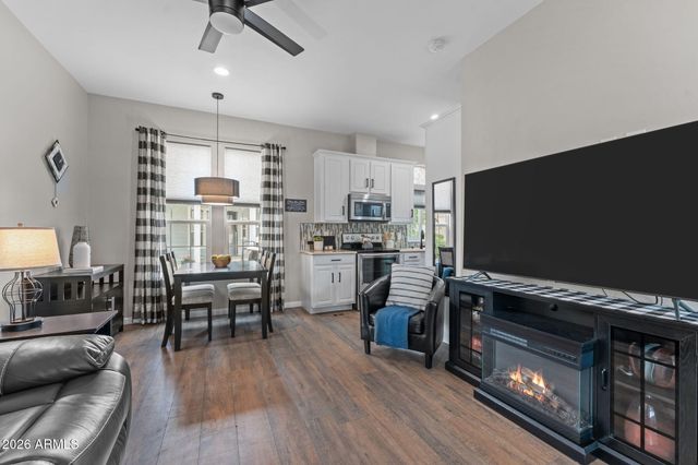 2401 W SOUTHERN Avenue 106, Tempe, AZ 85282