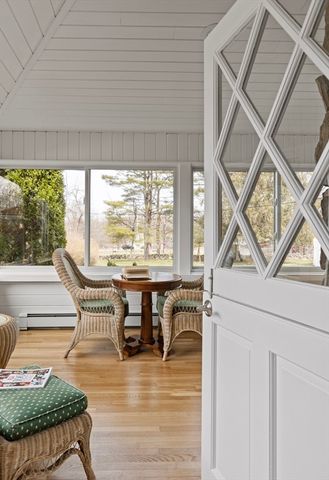 27 Old Upton Rd, Grafton, MA 01519