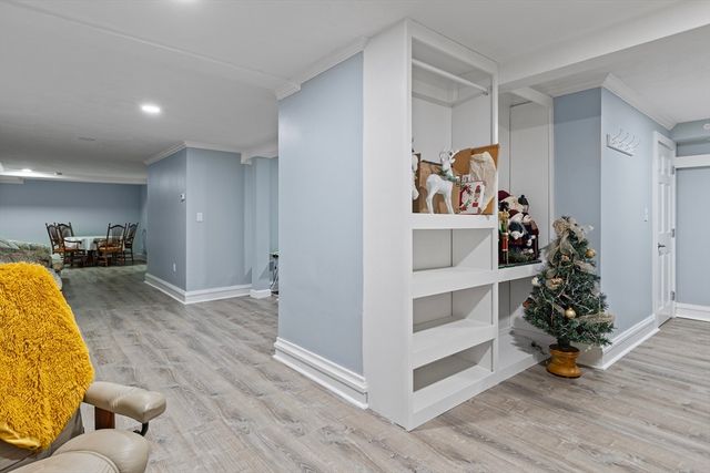 27 Old Upton Rd, Grafton, MA 01519