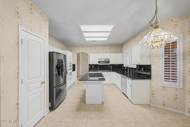 1722 E SAMUEL Drive, Phoenix, AZ 85024
