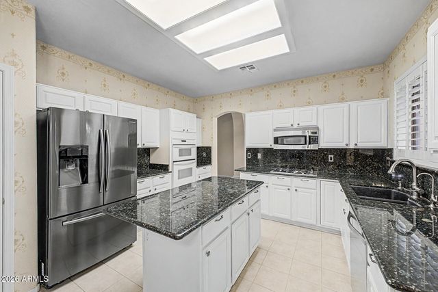 1722 E SAMUEL Drive, Phoenix, AZ 85024