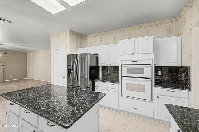 1722 E SAMUEL Drive, Phoenix, AZ 85024