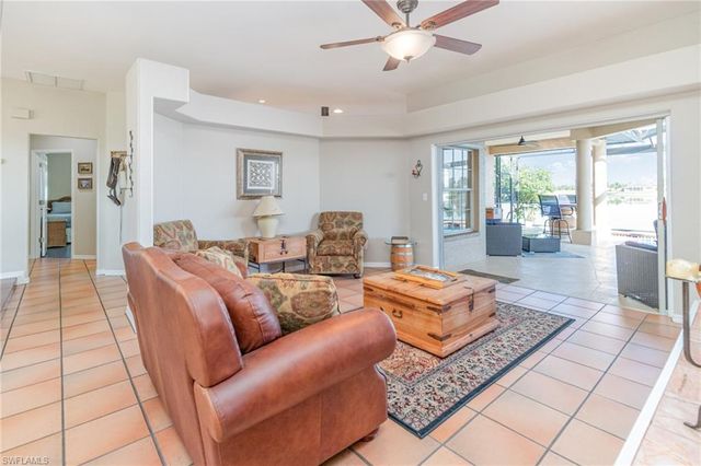 1323 SW 27th TER, Cape Coral, FL 33914