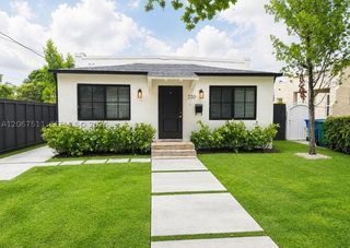 220 SW 32nd Ave FRONT, Miami, FL 33135