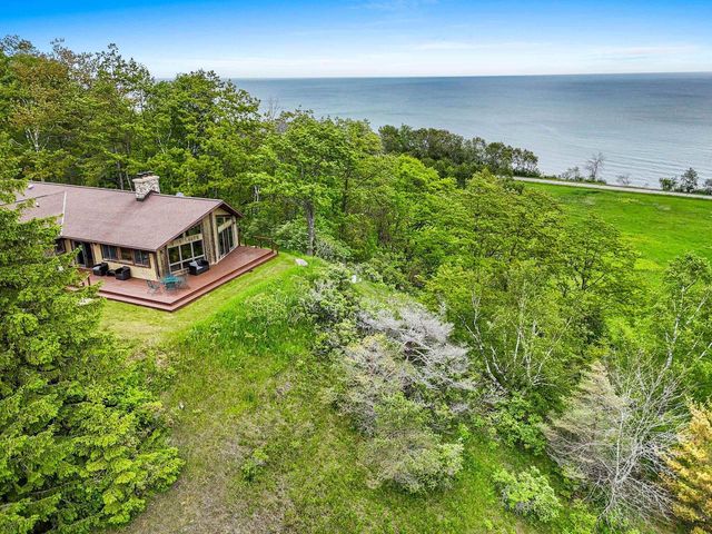 1000 COUNTY ROAD U, Sturgeon Bay, WI 54235
