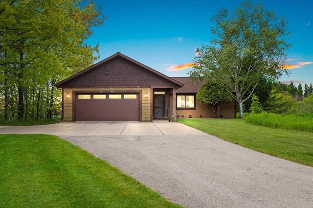 1000 COUNTY ROAD U, Sturgeon Bay, WI 54235