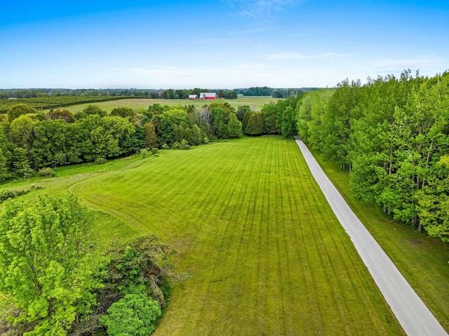 1000 COUNTY ROAD U, Sturgeon Bay, WI 54235