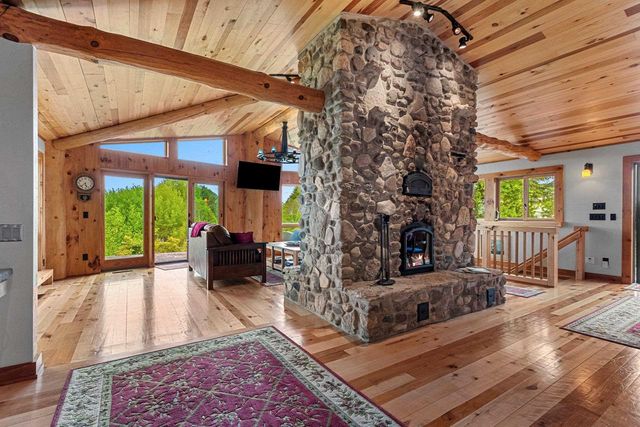 1000 COUNTY ROAD U, Sturgeon Bay, WI 54235