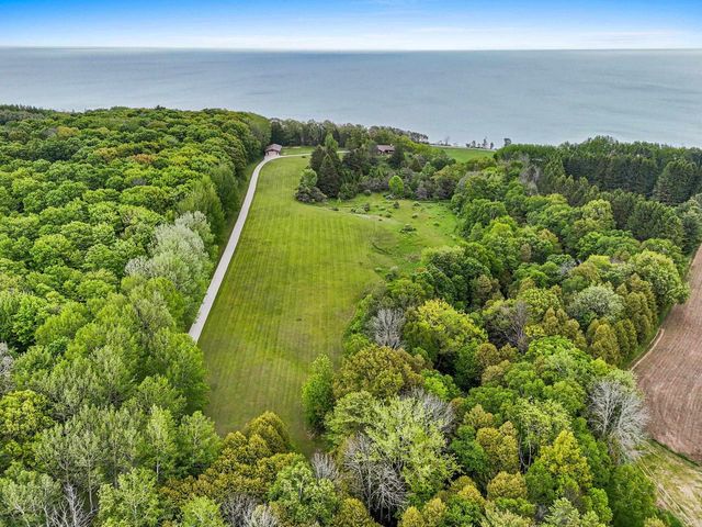 1000 COUNTY ROAD U, Sturgeon Bay, WI 54235