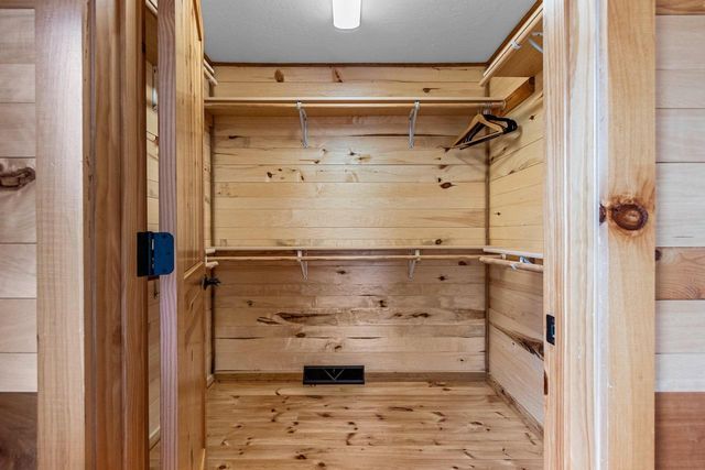 1000 COUNTY ROAD U, Sturgeon Bay, WI 54235