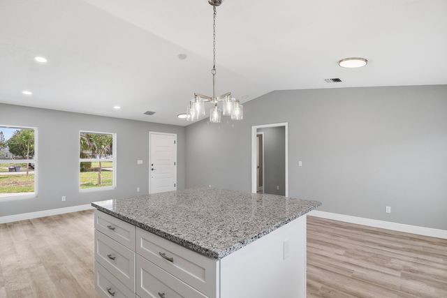 2805 SE Carroll Street, Stuart, FL 34997
