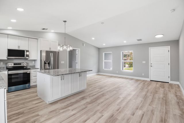 2805 SE Carroll Street, Stuart, FL 34997