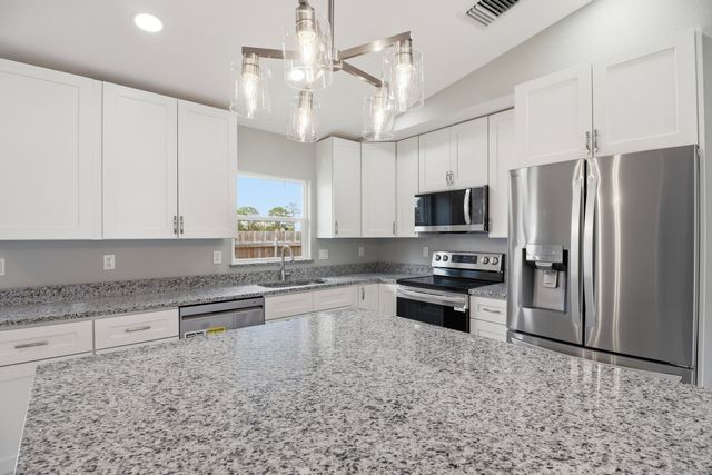 2805 SE Carroll Street, Stuart, FL 34997