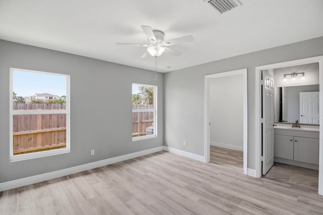 2805 SE Carroll Street, Stuart, FL 34997