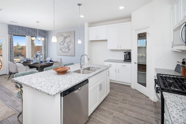 306 Hope Orchards Drive, Lavon, TX 75166