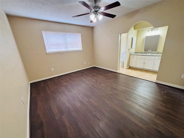 22219 Acorn Valley Drive, Spring, TX 77389