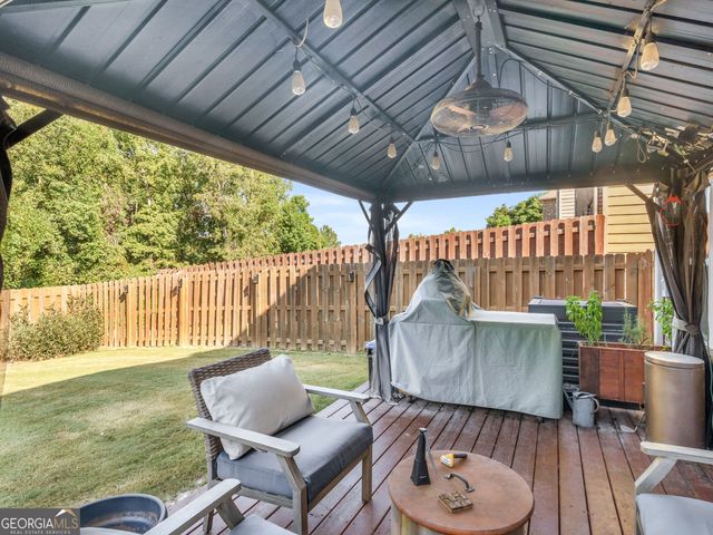 315 Clover Brook Drive, Locust Grove, GA 30248