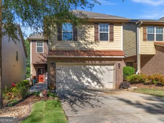 315 Clover Brook Drive, Locust Grove, GA 30248