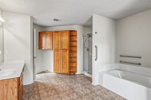 504 Tweeter Drive, Fort Worth, TX 76108