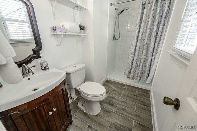 9286 Hungary Rd, Glen Allen, VA 23060
