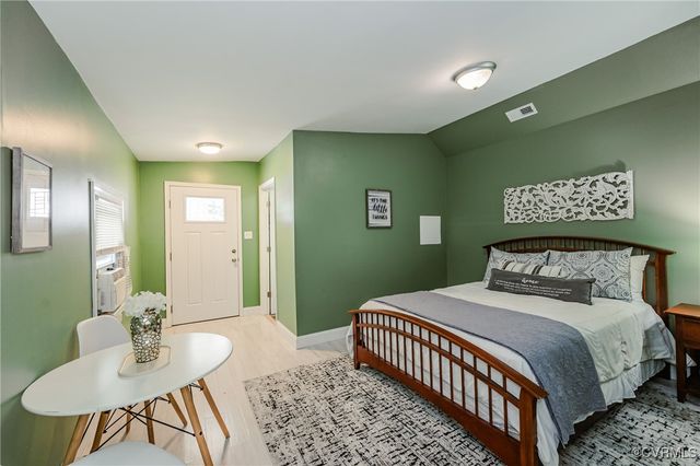 9286 Hungary Rd, Glen Allen, VA 23060
