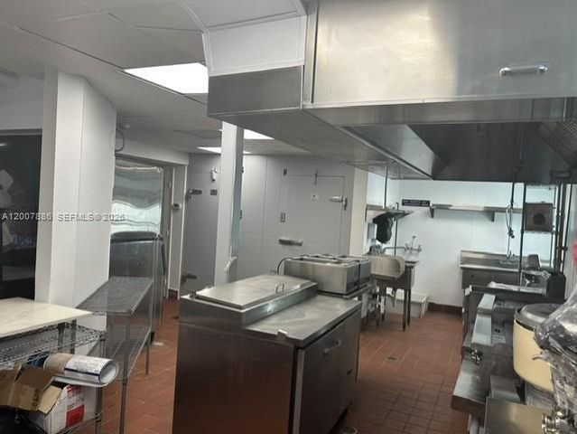 929 Collins Ave, Miami Beach, FL 33139
