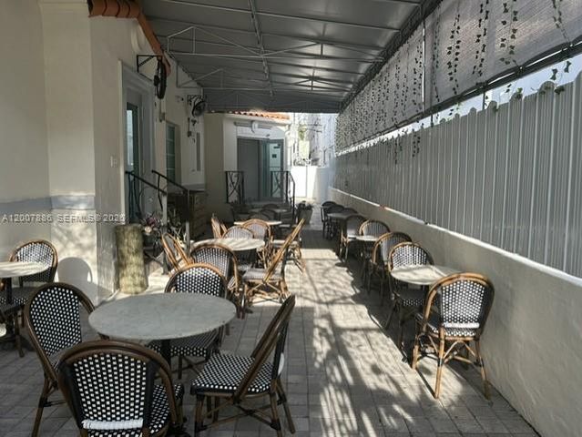 929 Collins Ave, Miami Beach, FL 33139