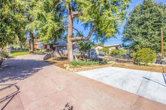 8705 Apple Tree, Cherry Valley, CA 92223