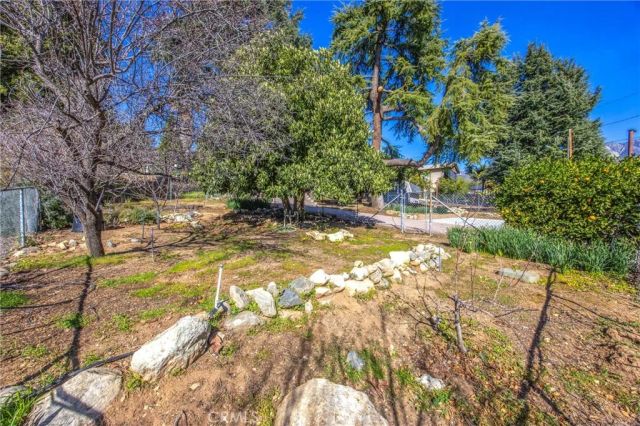 8705 Apple Tree, Cherry Valley, CA 92223