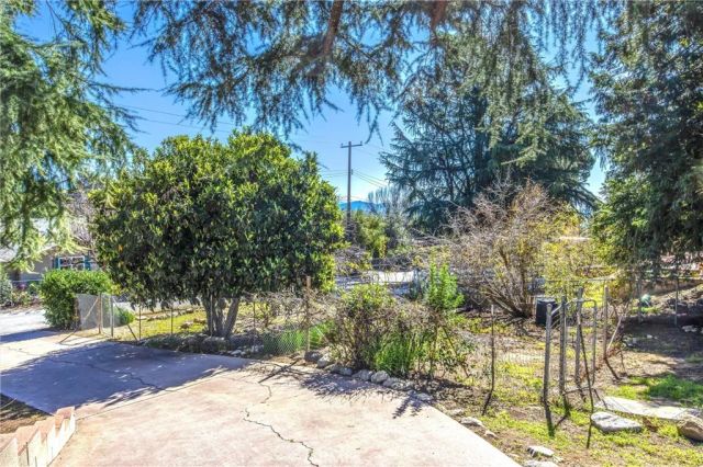 8705 Apple Tree, Cherry Valley, CA 92223