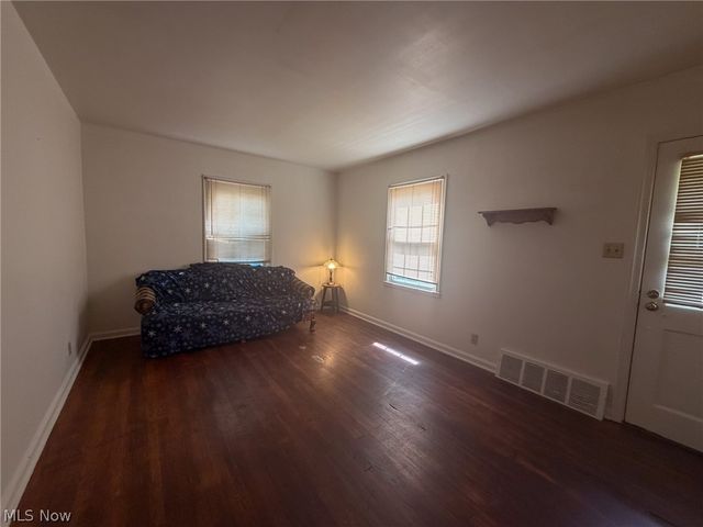 1265 Eastwood Avenue, Akron, OH 44305