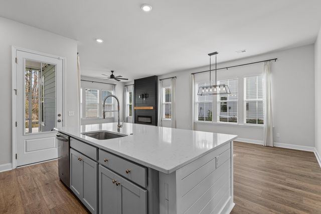 385 Woodgate Way, Summerville, SC 29485