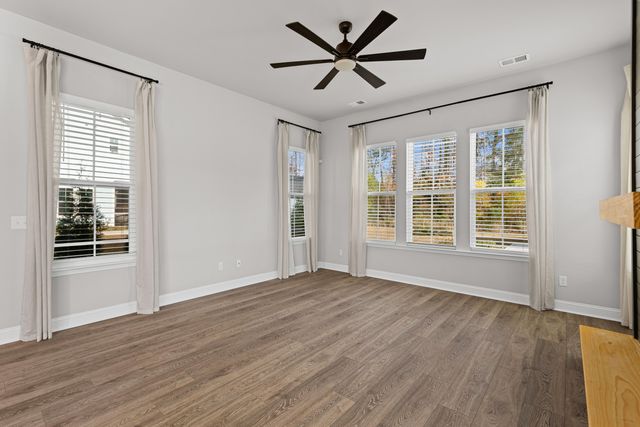 385 Woodgate Way, Summerville, SC 29485