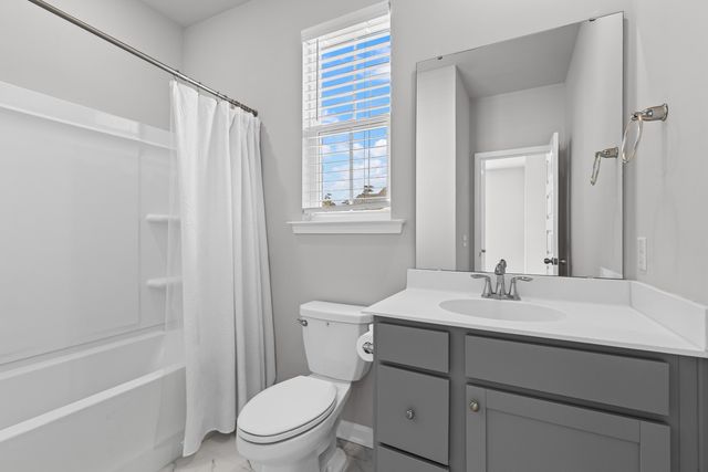 385 Woodgate Way, Summerville, SC 29485